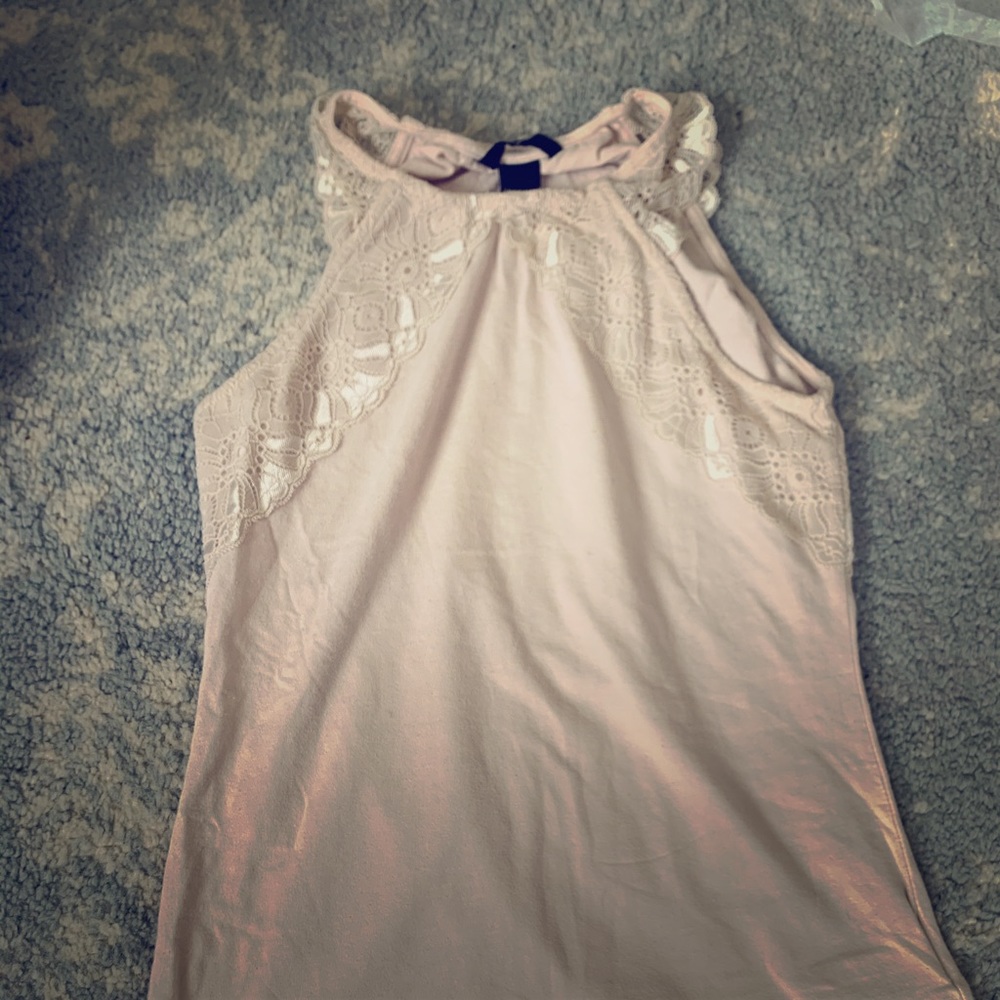 H&M light pink lace tank